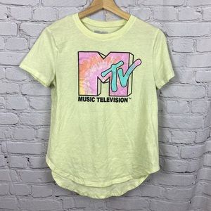 MTV light yellow T-shirt high low • size Medium